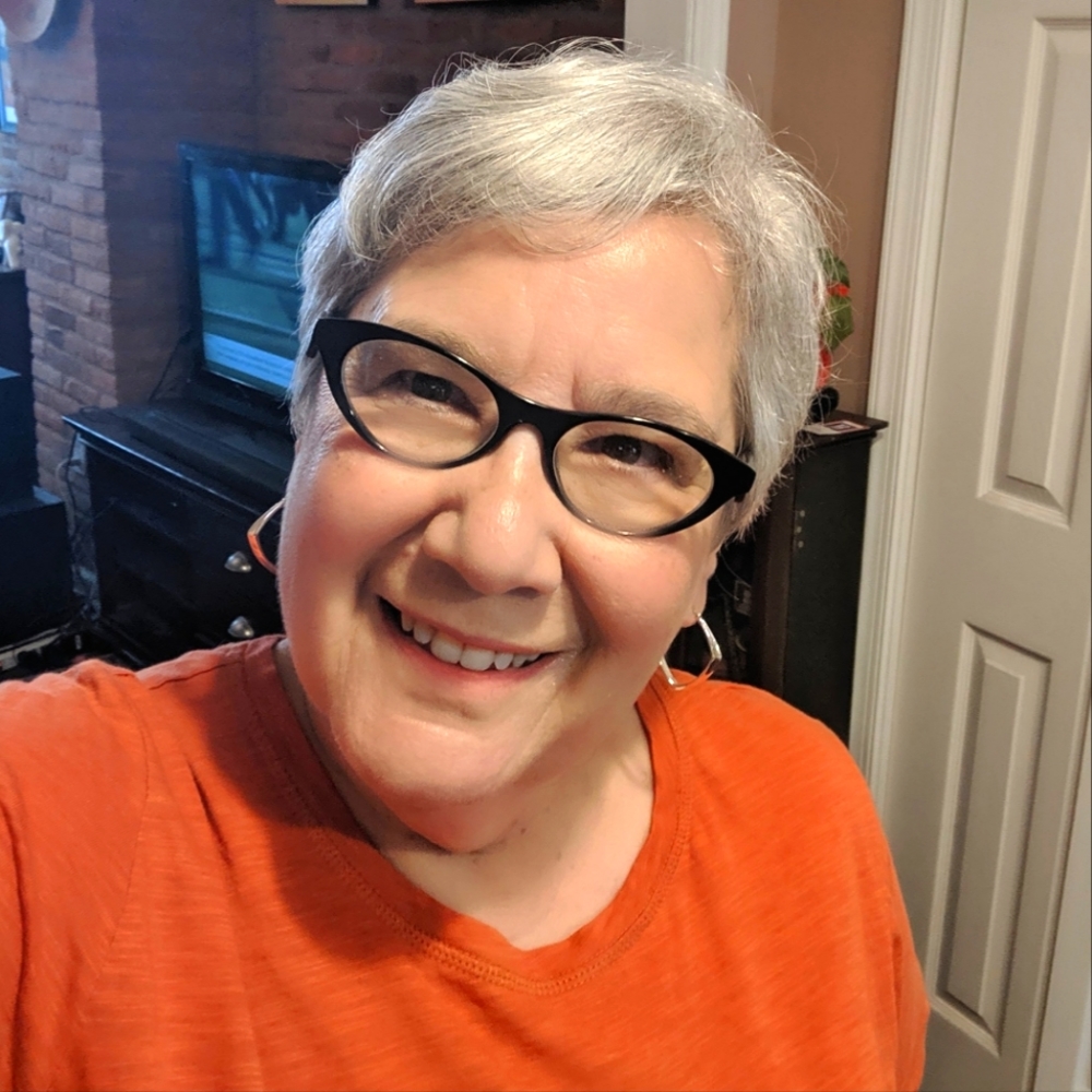 Meet your Posher, Maria